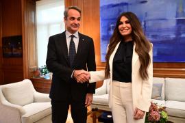 Σε εξέλιξη η συνάντηση Μητσοτάκη με Γκιλφόιλ: Ο διάλογος στις κάμερες - Δείτε φωτογραφίες