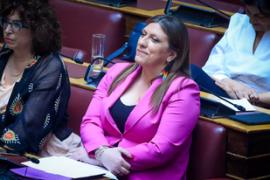 Μητσοτάκης σε Κωνσταντοπούλου: «Σας παρακαλώ, θα με αναγκάσετε να σας απαντήσω με καρδούλες»