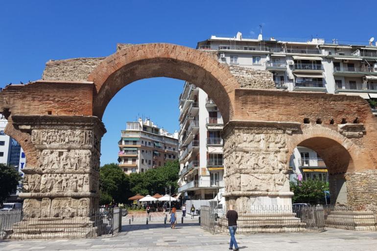 Η Καμάρα μετατρέπεται σε… στάδιο για αγώνα άλματος επί κοντώ – Μοναδικό event στη Θεσσαλονίκη
