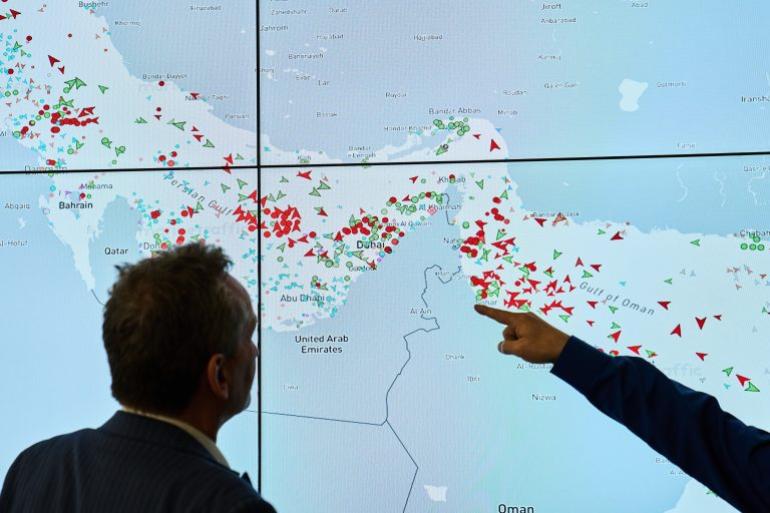 Ιράν: Ανοιχτή η διέλευση όλων των εμπορικών πλοίων από τα Στενά του Ορμούζ για όσο διαρκεί η εκεχειρία