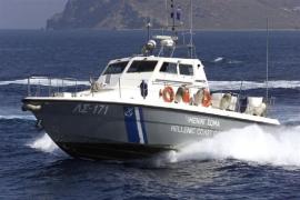 Διακινητές αποβίβασαν στο Πόρτο Ράφτη περίπου 60 μετανάστες – Συνελήφθησαν στην Κέα μετά από καταδίωξη του Λιμενικού
