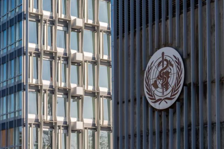 Ο ΠΟΥ πιέζει τις χώρες να αυξήσουν τις τιμές του αλκοόλ και του καπνού κατά 50%