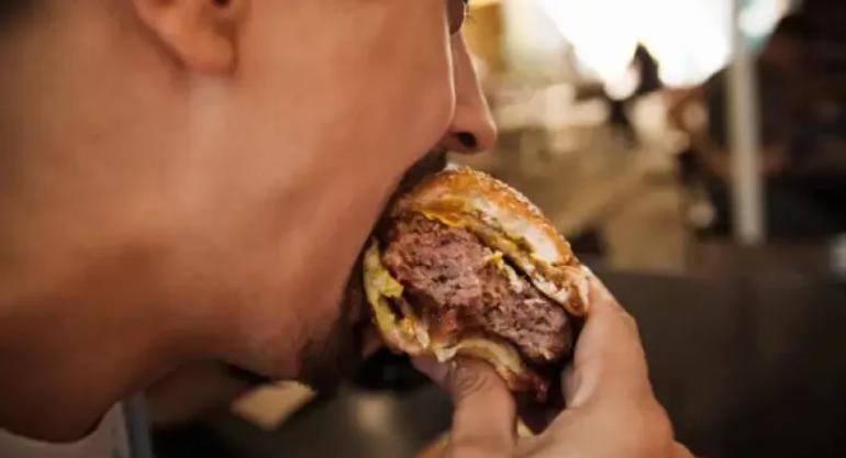 Από τη Θεσσαλονίκη ο 22χρονος που πνίγηκε από μπέργκερ