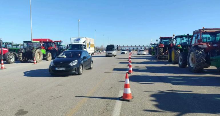 Μάλγαρα: Κανονικά η κυκλοφορία έως και την Πρωτοχρονιά-Στη Θεσσαλονίκη το Σάββατο η πανελλαδική σύσκεψη των μπλόκων