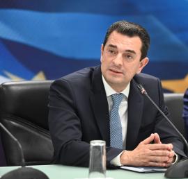 Σκρέκας: Θέλουμε να βάλουμε τάξη στο χάος των παραπλανητικών προσφορών
