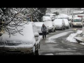 Επικαιροποιήθηκε το έκτακτο δελτίο: Χιόνια και βροχές μέχρι την Τρίτη – Πυκνές χιονοπτώσεις και στη Μακεδονία – Πώς θα κινηθεί η κακοκαιρία
