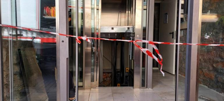 Έπεσε ασανσέρ στον «Ερυθρό Σταυρό»: 4 τραυματίες