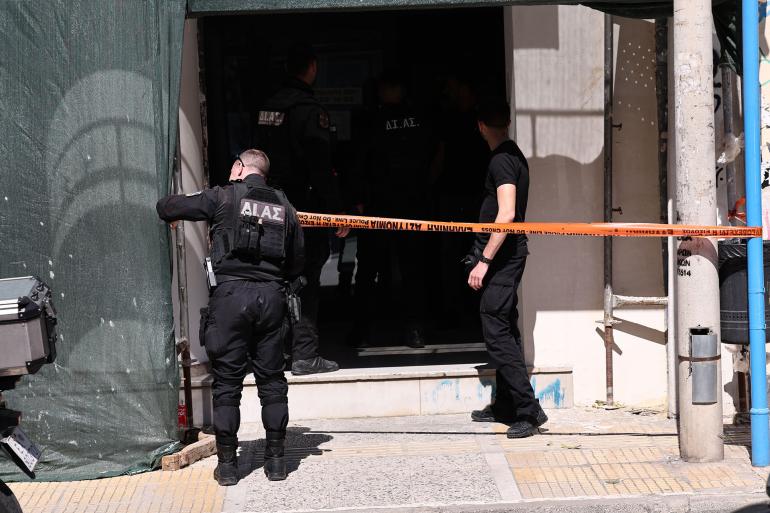 Προφυλακιστέος ο 89χρονος πιστολέρο για τους πυροβολισμούς σε ΕΦΚΑ και Εφετείο