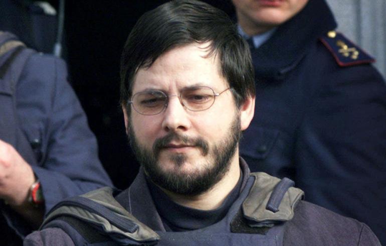 Έρευνα για το «τέρας του Βελγίου» που βίαζε και σκότωνε κοριτσάκια – Βρέθηκαν 200 γυμνές φωτογραφίες παιδιών στο κελί του