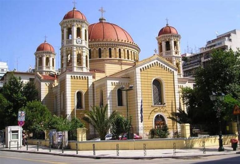 Σε 12 γλώσσες το Αναστάσιμο Ευαγγέλιο στη μητρόπολη Θεσσαλονίκης