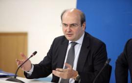 Χατζηδάκης: Δεν θα ισχύει το τεκμαρτό εισόδημα για τους ελεύθερους επαγγελματίες που θέλουν να ελεγχθούν