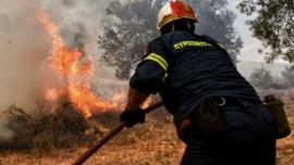Αλεξανδρούπολη: Φωτιά σε παλιό σκουπιδότοπο κινητοποίησε την Πυροσβεστική