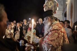 Στην Αγία Τριάδα Καρδιανή Τήνου παρακολούθησε την Ανάσταση ο Κυριάκος Μητσοτάκης