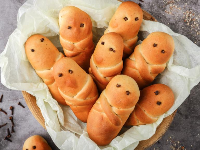 Τι γιορτάζουμε το Σάββατο του Λαζάρου - Ποια τα έθιμα