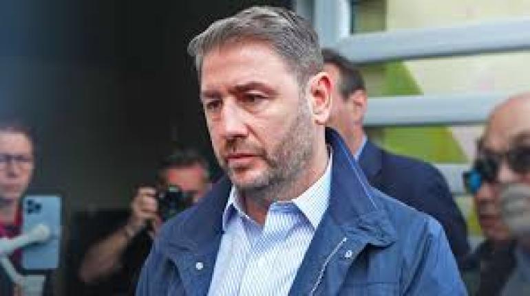ΠΑΣΟΚ: Κρίσιμη συνεδρίαση της Κεντρικής Επιτροπής – Ανδρουλάκης, Δούκας και Γερουλάνος ανοίγουν τα χαρτιά τους