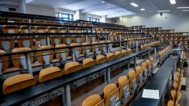 Σκάνδαλο σε ΑΕΙ της Βορείου Ελλάδος: Συγγενής καθηγητή εξασφάλιζε συμβάσεις για να κάνει μαθήματα επί 18 έτη χωρίς να έχει αναγνωρισμένο πτυχίο