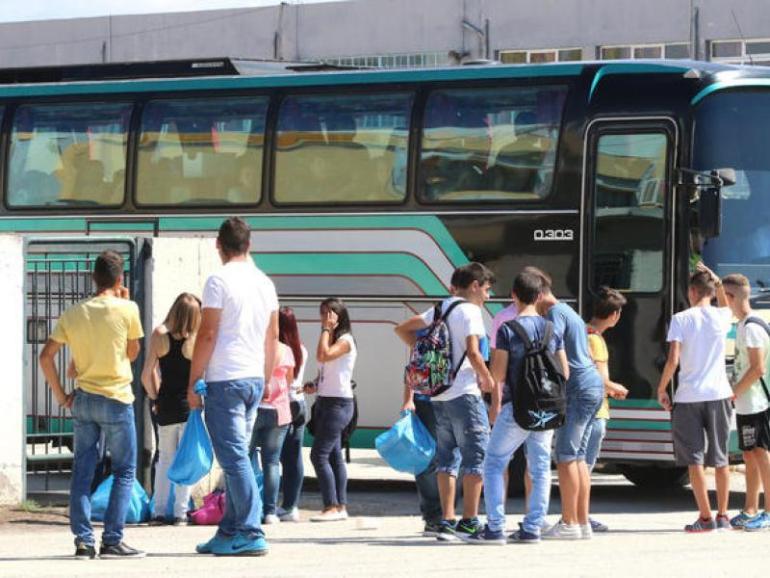 Χάος σε σχολική εκδρομή: Οι μισοί έφτασαν στον προορισμό, οι άλλοι μισοί όχι