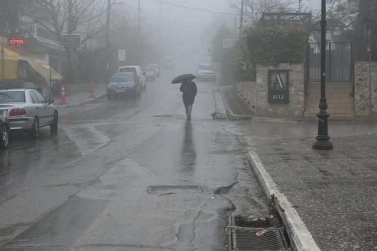 Πορτοκαλί προειδοποίηση για έντονα καιρικά φαινόμενα από αύριο – Ισχυρές βροχές, καταιγίδες και θυελλώδεις άνεμοι