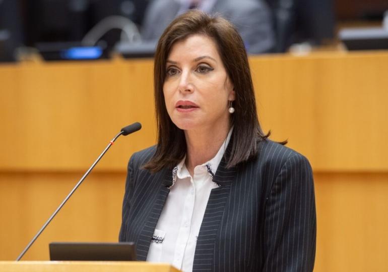 Πρόστιμο 40.000 ευρώ στην Άννα Μισέλ Ασημακοπούλου και 400.000 στο ΥΠΕΣ για τη διαρροή των emails