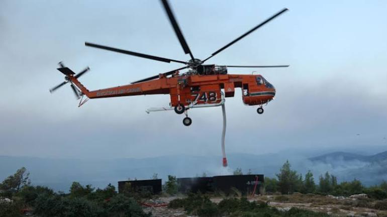 Χαλκιδική: Πυρκαγιά σε δασική έκταση στο Γομάτι - Σηκώθηκε ελικόπτερο
