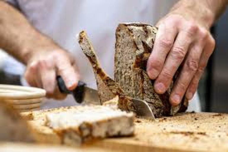 Σε ασφυξία οι φούρνοι της γειτονιάς στη Θεσσαλονίκη: Φόβοι για λουκέτο στα μισά οικογενειακά αρτοποιεία - Οι λόγοι