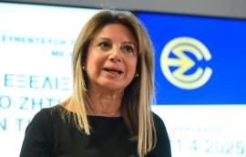 Η Καρυστιανού υπέβαλε μήνυση κατά των μελών της ΝΔ στην προανακριτική για τα Τέμπη