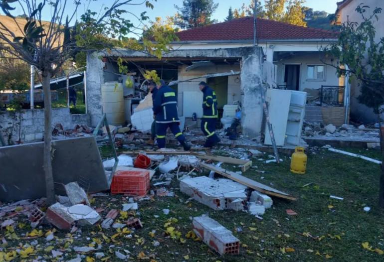 Τρίκαλα: Σοβαρά τραυματισμένος ηλικιωμένος από έκρηξη σε σπίτι