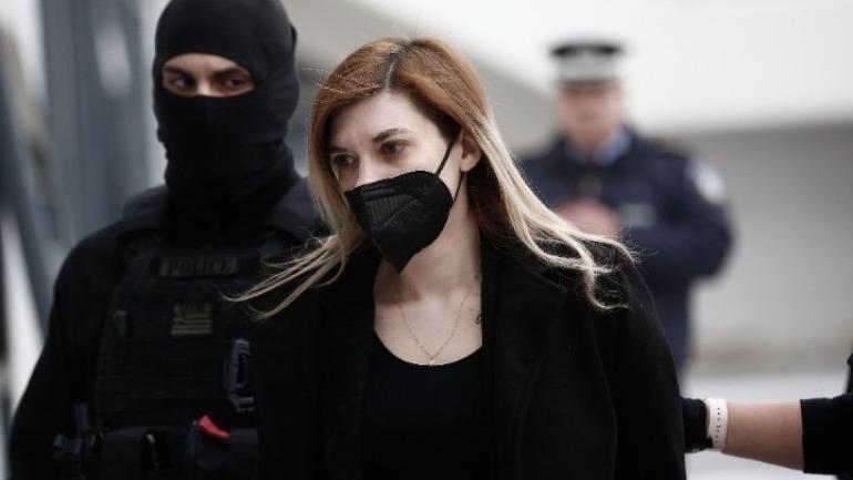 Ρ. Πισπιρίγκου: Αρνούμαι την κατηγορία, δεν θα πείραζα ποτέ ούτε τρίχα της Τζωρτζίνας