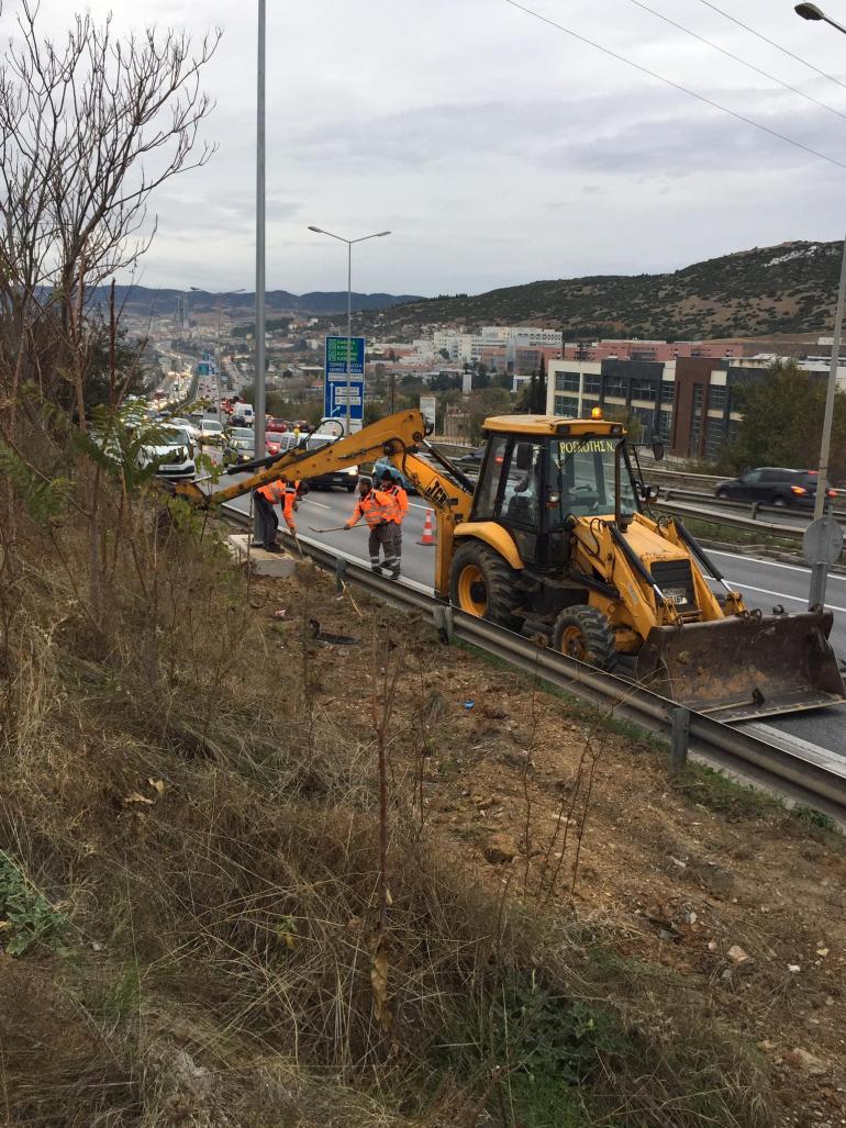 Θεσσαλονίκη: Εργασίες στην περιφερειακή για το flyover - Αυξημένη κίνηση για άλλη μια μέρα