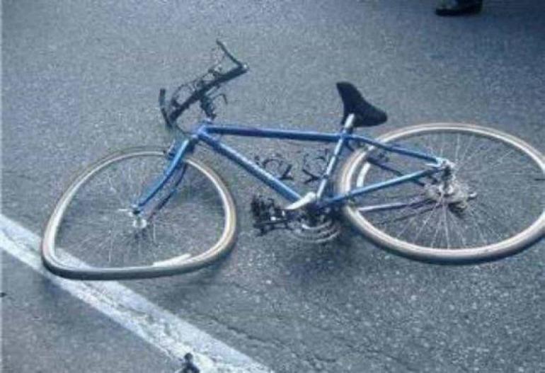 Θεσσαλονίκη: Η κόρη ποδηλάτη που έχασε τη ζωή του μετά από τροχαίο αναζητά πληροφορίες για το ατύχημα – Η έκκλησή της