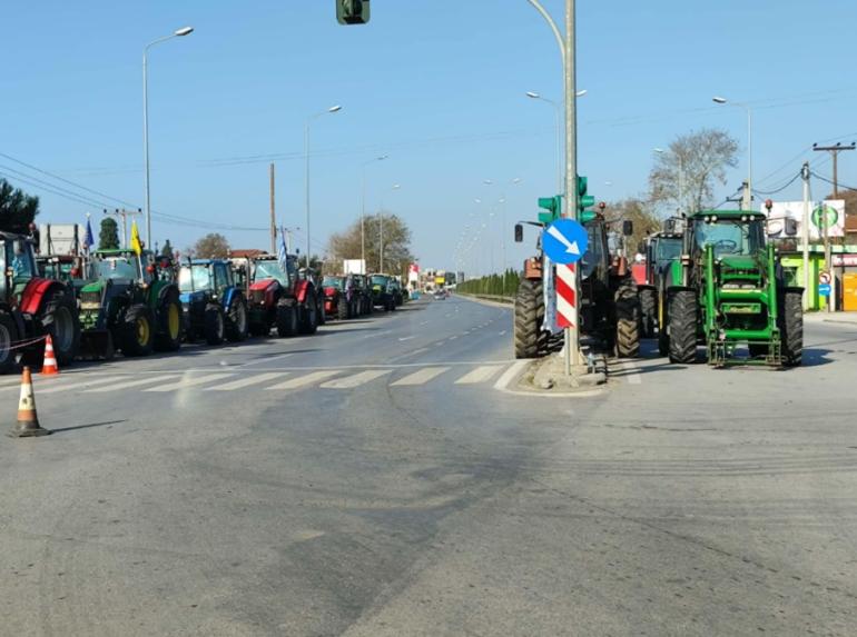 Αγρότες στα "Πράσινα Φανάρια": Δεν πάμε σε διάλογο με μια κυβέρνηση που επιλέγει την αστυνομοκρατία