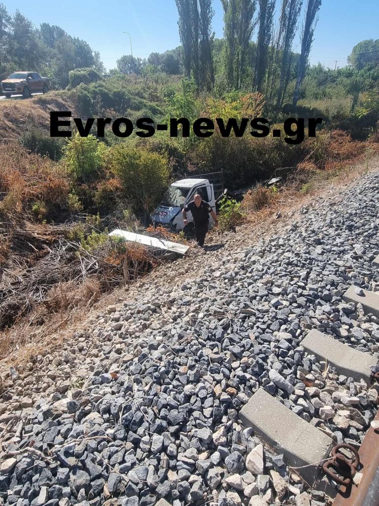 Σουφλί: Τρένο παρέσυρε αυτοκίνητο σε αφύλακτη διάβαση – ΦΩΤΟ