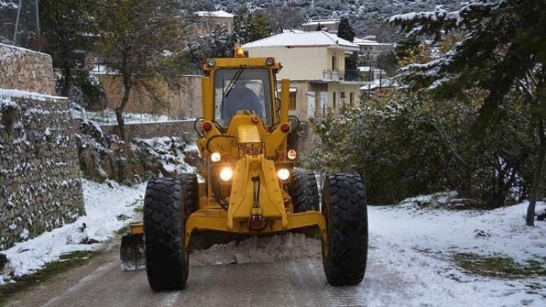 Καιρός: Εισβολή ψυχρής μάζας φέρνει χιόνια και σε χαμηλά υψόμετρα