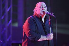 Βασίλης Καρράς: Σε λαϊκό προσκύνημα η σορός του στη Θεσσαλονίκη - Αύριο η ταφή Κοκκινοχώρι