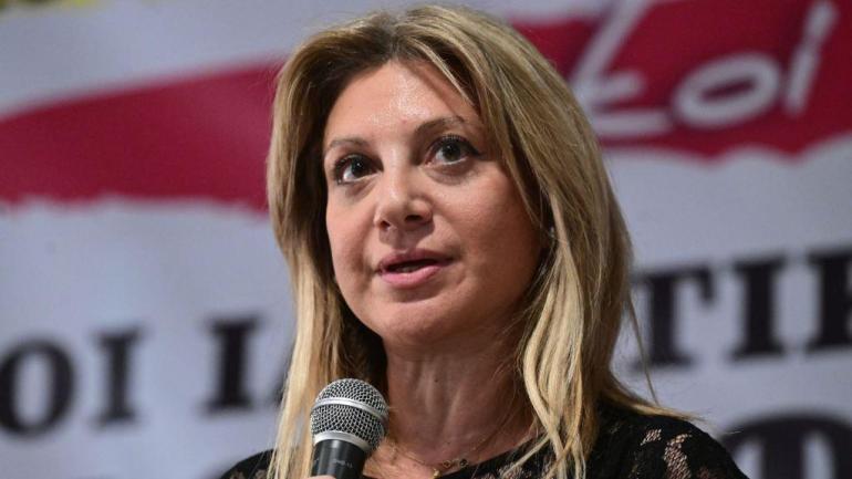 Οργισμένη ανάρτηση Καρυστιανού: Διαψεύδει τα περί ίδρυσης κόμματος