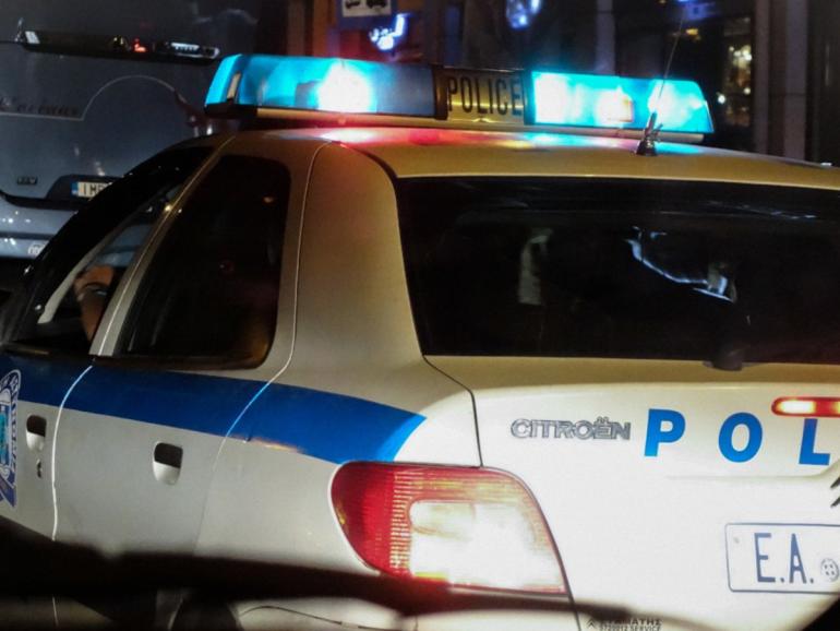 Θεσσαλονίκη: Συνελήφθη επ' αυτοφώρω 17χρονος την ώρα που λήστευε κατάστημα ψιλικών με την απειλή μαχαιριού