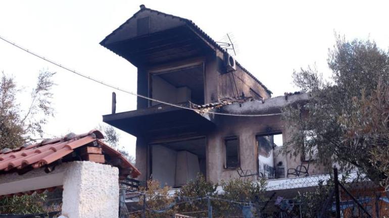 Ξεκίνησαν οι αυτοψίες στο Πόρτο Γερμενό: Επτά κλιμάκια καταγράφουν ζημιές σε σπίτια