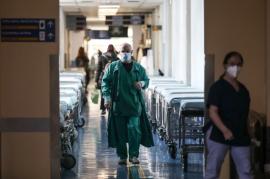 Ψηφίζεται η τροπολογία για συνεργασία ιδιωτών γιατρών με το ΕΣΥ