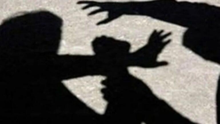 Βέροια: “Το παιδί είναι σε πολύ άσχημη κατάσταση, τα χτυπήματα που δέχτηκε ήταν δολοφονικά” λέει ο πατέρας της 24χρονης