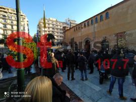 Η Θεσσαλονίκη αποχαιρετά το Βασίλη Καρρά (φωτο)