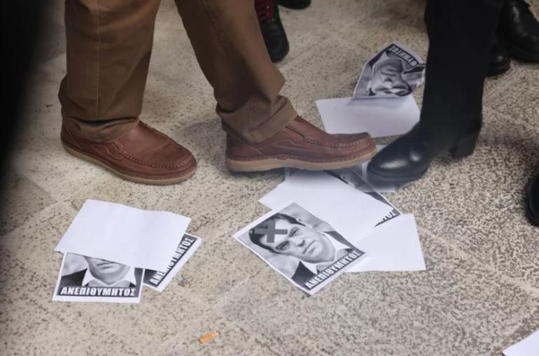 Θεσσαλονίκη: Επτά προσαγωγές πριν την παρουσίαση του βιβλίου Τσίπρα
