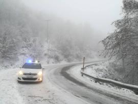 Πέλλα: Σε ποια σημεία η κυκλοφορία οχημάτων γίνεται μόνο με αντιολισθητικές αλυσίδες λόγω χιονόπτωσης