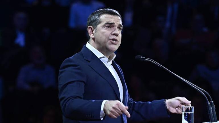 Αλέξης Τσίπρας στο Marianne: Έχουμε βουλγαρικούς μισθούς, γαλλικές τιμές και κινεζικές συνθήκες εργασίας
