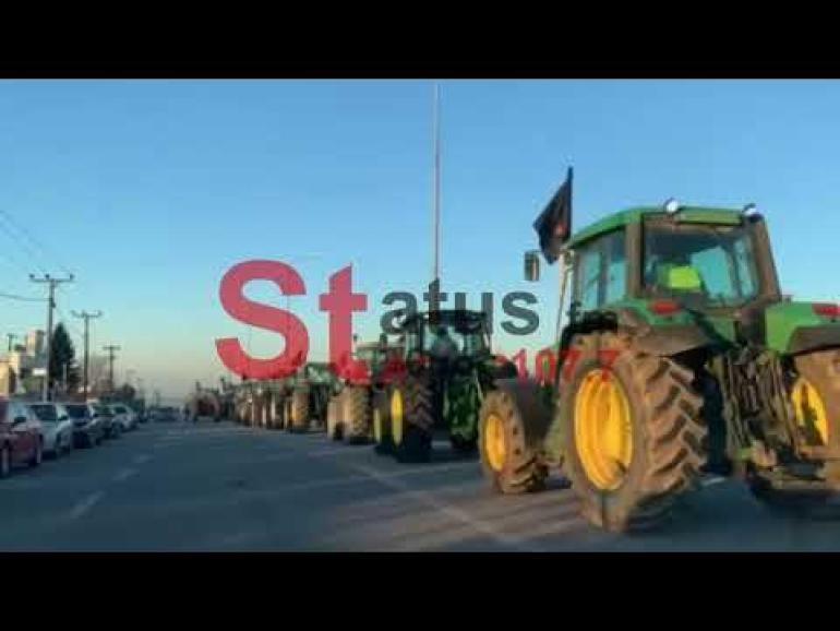 Έκλεισαν και σήμερα την εθνική οδό Θεσσαλονίκης-Μουδανιών αγρότες από τη Χαλκιδική