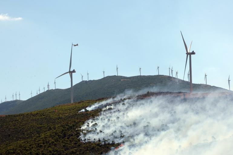 Πανελλαδική εισαγγελική έρευνα για αιολικά πάρκα μετά τη μεγάλη φωτιά στη Βοιωτία