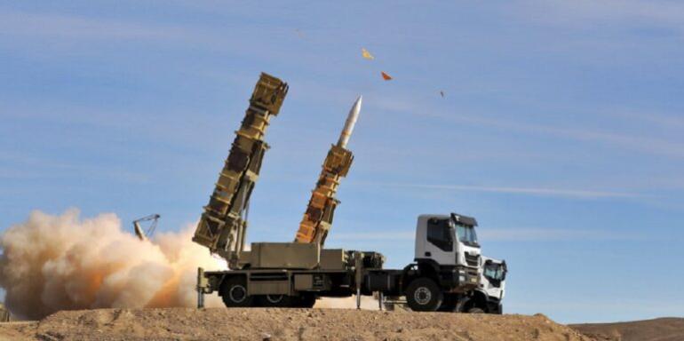 Η Τεχεράνη σαρκάζει το χτύπημα: «Καταρρίφθηκαν μικρά drones»