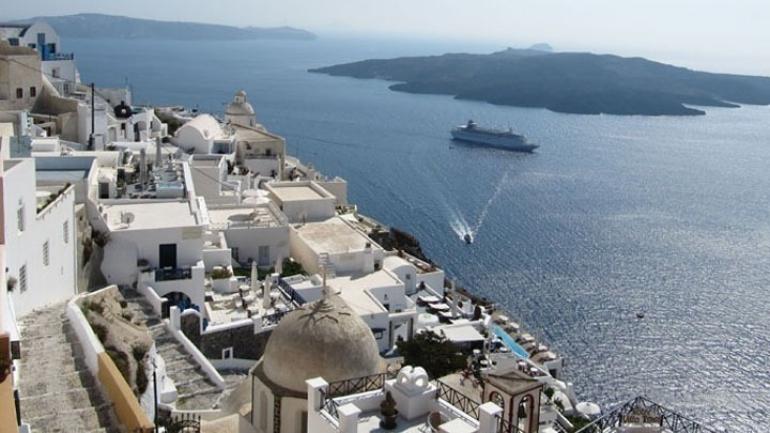 Από σήμερα οι αιτήσεις για 300.000 επιταγές κοινωνικού τουρισμού της ΔΥΠΑ