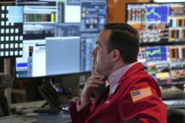 ΗΠΑ: Κώδωνας κινδύνου από τη Fed για πλήγμα στην οικονομία και αύξηση τιμών από τις πολιτικές Τραμπ