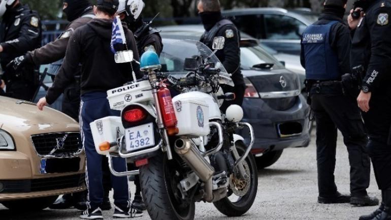 Θεσσαλονίκη: Τσάκωσαν τρεις νεαρούς στα διόδια Ασπροβάλτας για ναρκωτικά – Έκρυβαν κοκαΐνη στο αυτοκίνητο