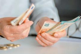 Συντάξεις χηρείας: Ποιοι θα λάβουν άμεσα αυξημένη πληρωμή, όλοι οι δικαιούχοι της ρύθμισης αναλυτικά
